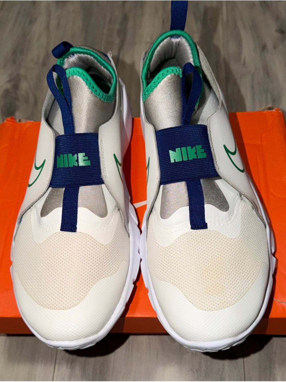 Nike Flex Runners 2 - Size 7Y